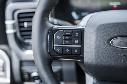 New 2025 Ford F350 Platinum w/ Tremor Off-Road Package image 39