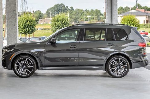 Used 2022 BMW X7 xDrive40i w/ M Sport Package image 56