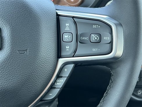 New 2026 RAM 1500 4x4 Crew Cab image 22
