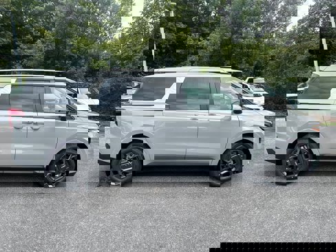 New 2026 Kia Carnival EX image 4