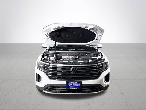 New 2025 Volkswagen Atlas SEL image 24