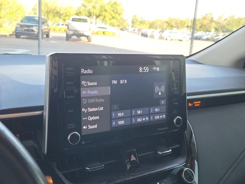 Used 2022 Toyota Corolla LE image 21