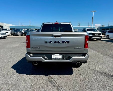 New 2026 RAM 1500 4x4 Crew Cab image 7