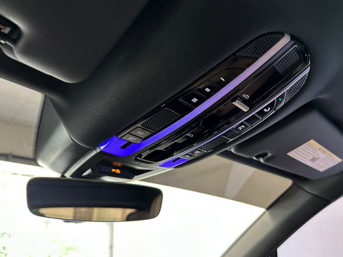 Used 2019 Porsche Cayenne image 46