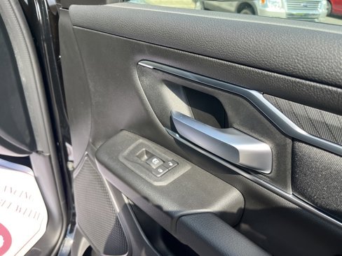New 2026 RAM 1500 4x4 Crew Cab image 14