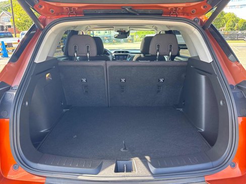 Used 2022 Chevrolet TrailBlazer LT w/ Sun and Liftgate Package image 36