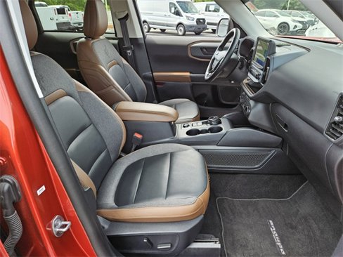 Used 2023 Ford Bronco Sport Outer Banks w/ Tech Package image 16