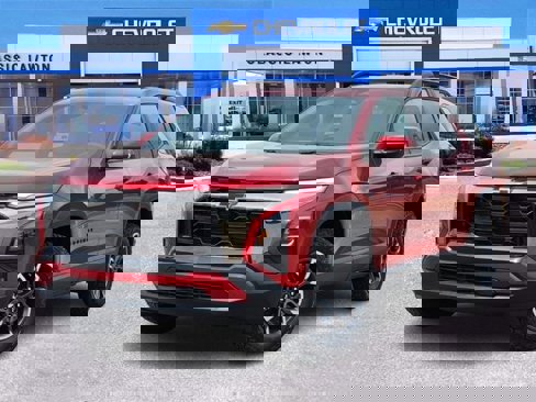 New 2026 Chevrolet Equinox ACTIV image 1