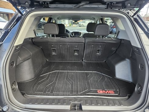 Certified 2023 GMC Terrain SLE w/ Driver Convenience Package image 13