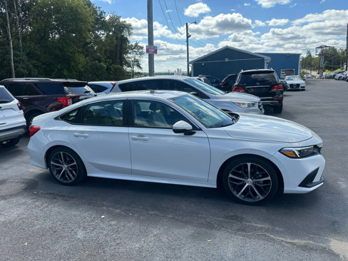Used 2022 Honda Civic Touring image 4