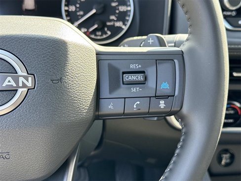 New 2026 Nissan Rogue SV image 7
