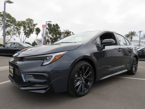 New 2025 Toyota Corolla SE image 3