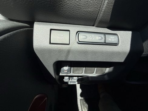 New 2025 Nissan Frontier PRO-4X image 23