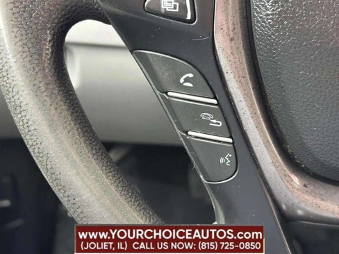 Used 2017 Honda Pilot EX image 10