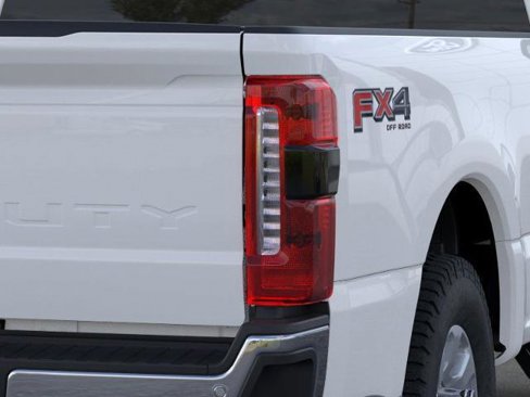 New 2023 Ford F350 XLT w/ 360-Degree Camera Package image 21