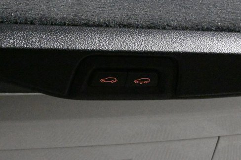 Used 2025 BMW X7 xDrive40i w/ Premium Package image 42