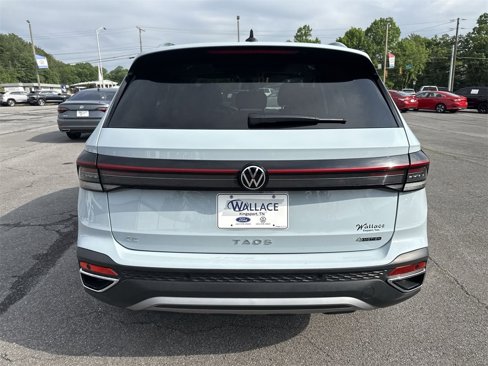 New 2025 Volkswagen Taos SE image 5