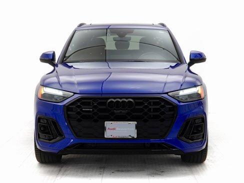 Used 2024 Audi Q5 e Premium Plus w/ Premium Plus Package image 26