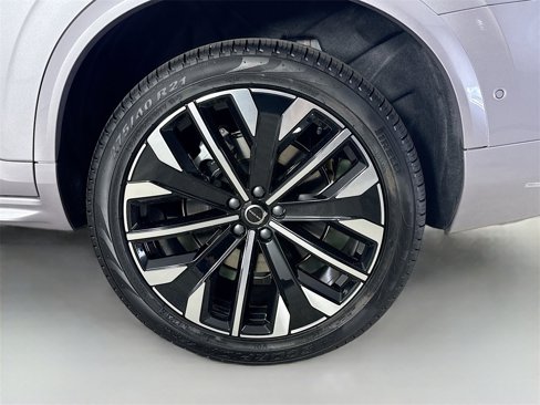 New 2026 Volvo XC90 B6 Plus w/ Protection Package Premier image 34