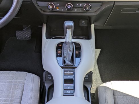 Used 2024 Honda HR-V LX image 18