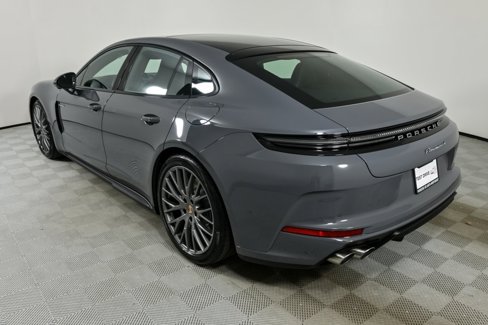 New 2026 Porsche Panamera 4 E-Hybrid image 3