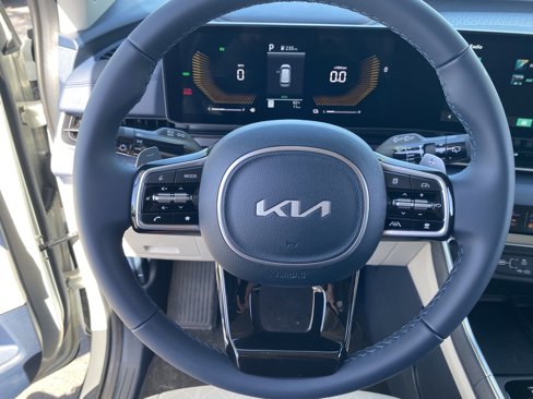 New 2026 Kia Carnival EX image 21