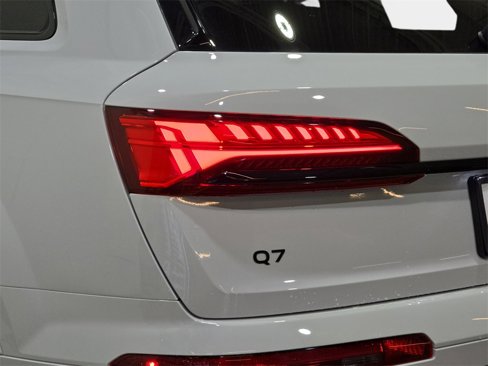New 2025 Audi Q7 3.0T Premium Plus image 35