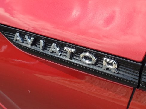 New 2025 Lincoln Aviator Reserve w/ Equipment Group 201A image 7