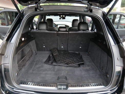 Used 2022 Mercedes-Benz GLE 450 4MATIC w/ AMG Line Exterior image 61