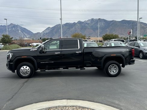 Certified 2024 GMC Sierra 3500 Denali w/ Denali Reserve Package image 6