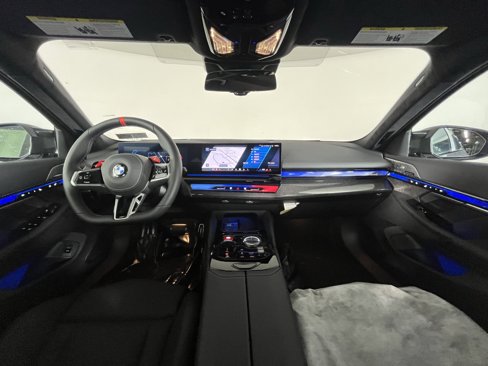 New 2026 BMW M5 w/ Carbon Package image 17