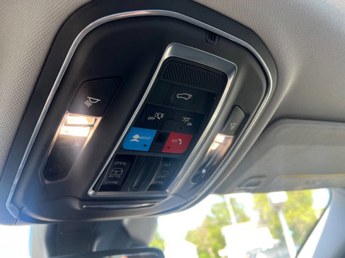 Used 2021 Jeep Grand Cherokee L Laredo w/ Luxury Tech Group I image 20