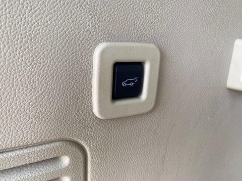 Used 2016 Ford Expedition EL XLT w/ Equipment Group 202A image 28