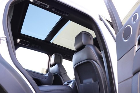 Used 2022 Land Rover Range Rover Sport HSE Silver Edition image 37