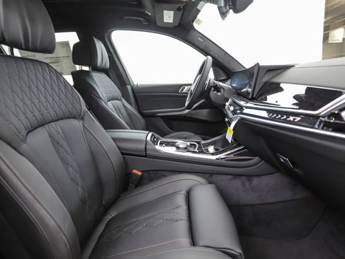 New 2026 BMW X7 xDrive40i w/ M Sport Package image 39