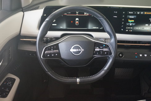 Used 2023 Nissan Ariya FWD image 25
