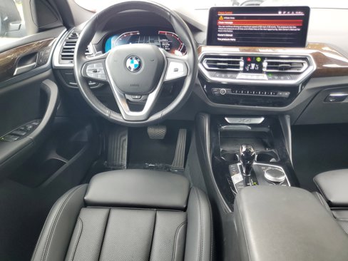 Used 2024 BMW X4 xDrive30i image 15