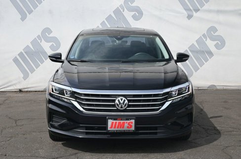 Used 2022 Volkswagen Passat 2.0T SE image 2