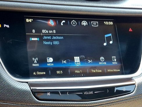 Used 2018 Cadillac XT5 Luxury w/ Driver Awareness Package image 20