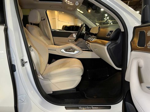 Used 2021 Mercedes-Benz GLE 350 4MATIC image 11