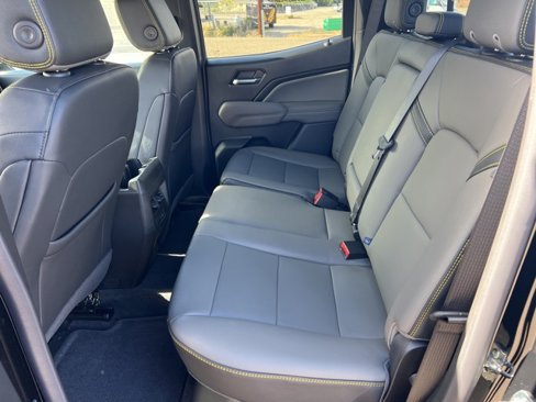 New 2026 Chevrolet Colorado ZR2 w/ Technology Package image 18