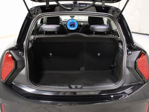Certified 2025 MINI Cooper S image 23