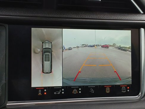 Used 2024 GMC Yukon Denali w/ Advanced Technology Package image 15