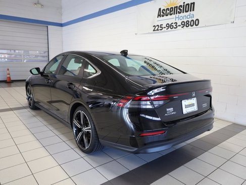 Used 2024 Honda Accord Sport image 12
