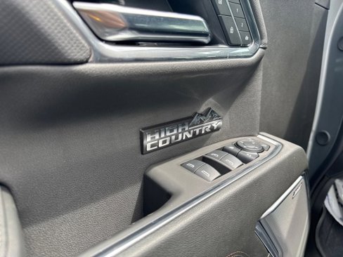 New 2025 Chevrolet Silverado 1500 High Country w/ Technology Package image 28