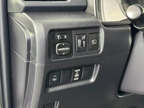 Used 2021 Toyota 4Runner SR5 Premium image 26