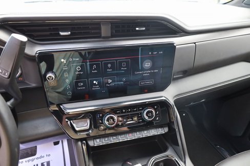 Used 2025 GMC Sierra 2500 AT4X image 17