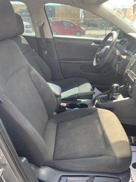 Used 2016 Volkswagen Jetta S image 6