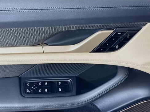 Certified 2020 Porsche Taycan Turbo S image 11