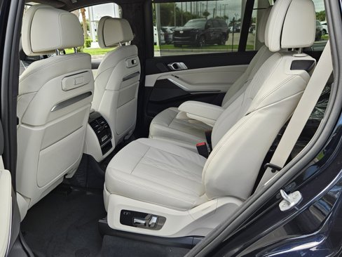 New 2026 BMW X7 xDrive40i w/ M Sport Package image 12